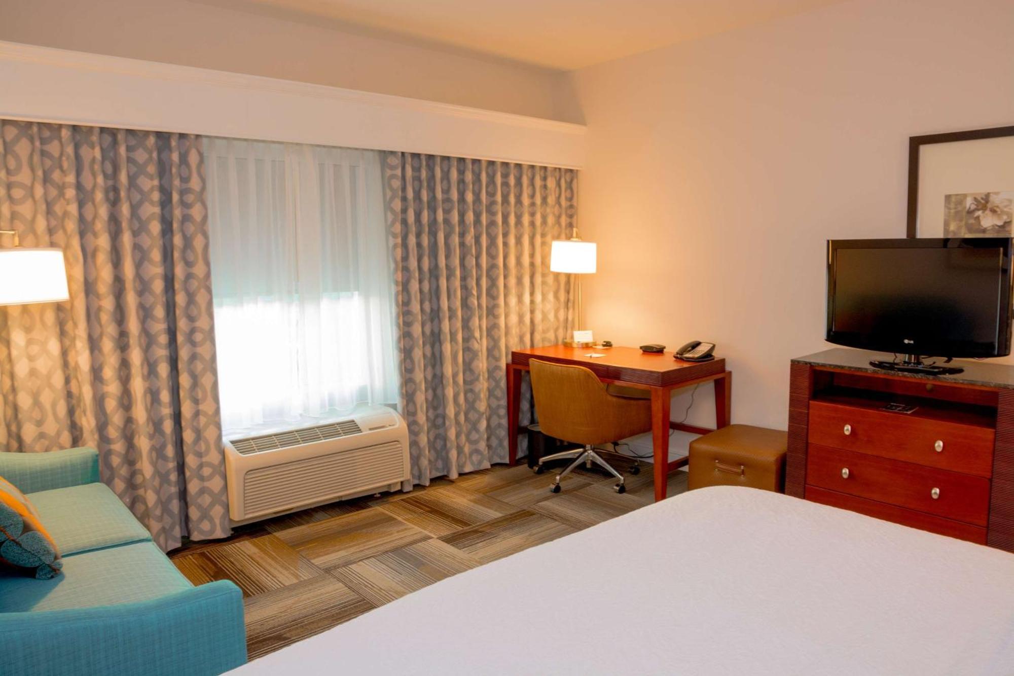 Hampton Inn & Suites Riverside/Corona East Zewnętrze zdjęcie