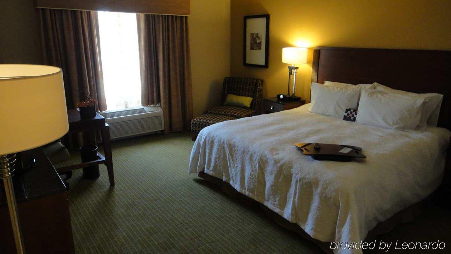 Hampton Inn & Suites Riverside/Corona East Pokój zdjęcie