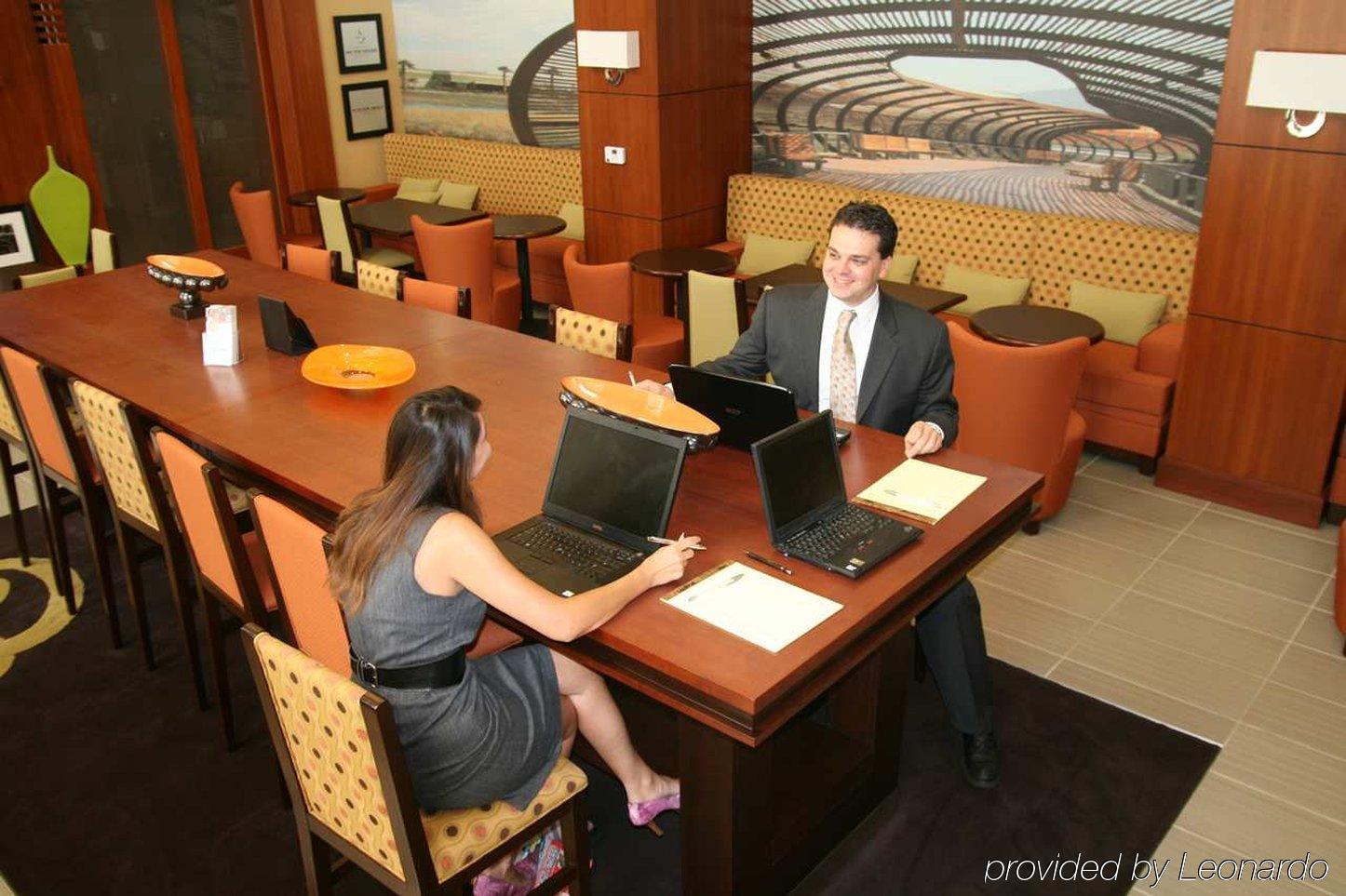 Hampton Inn & Suites Riverside/Corona East Udogodnienia zdjęcie