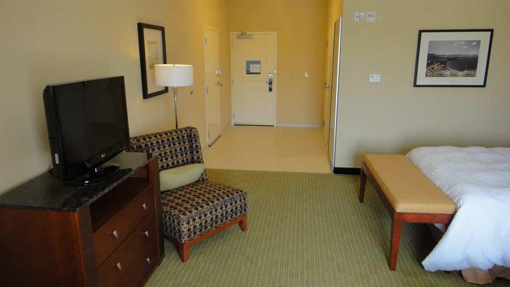 Hampton Inn & Suites Riverside/Corona East Pokój zdjęcie